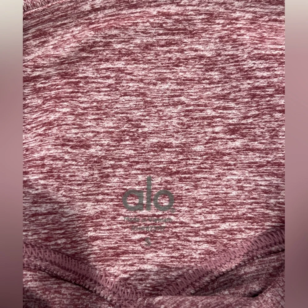 ALO Yoga Leggings - Picture 3 of 7